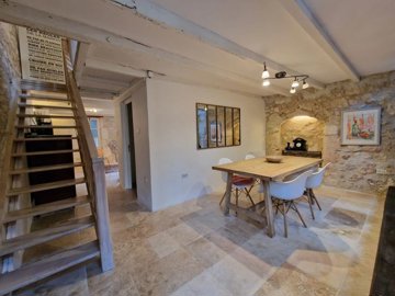 01c803c3e5712fc5ac4495edb7aa6644673830181c200