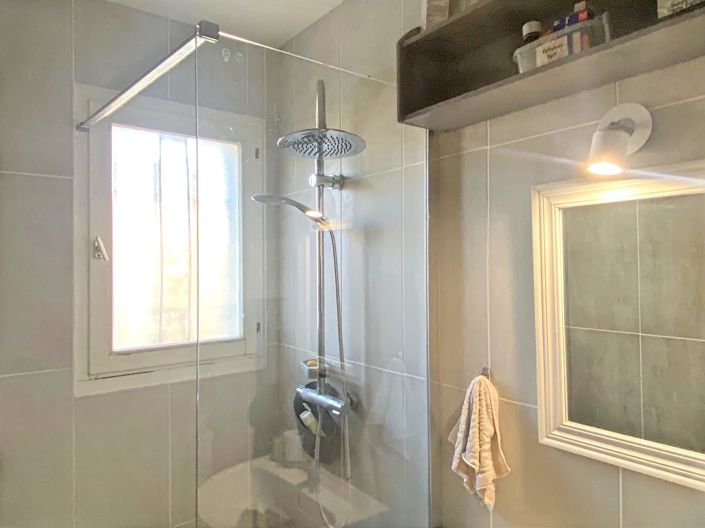 Image No.9-2 Bed House for sale