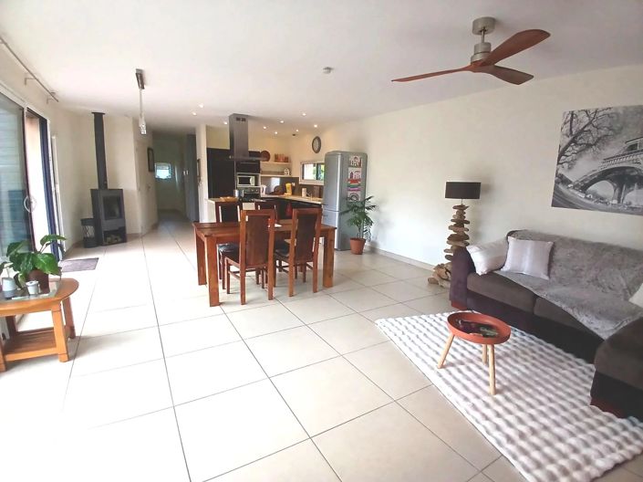 Image No.7-3 Bed House for sale