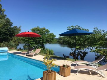 dccbd9d50e82f00f220c48896d2e9543d843df0b20403