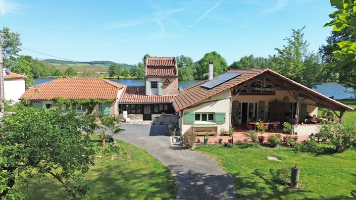 Image No.3-6 Bed Farmhouse for sale