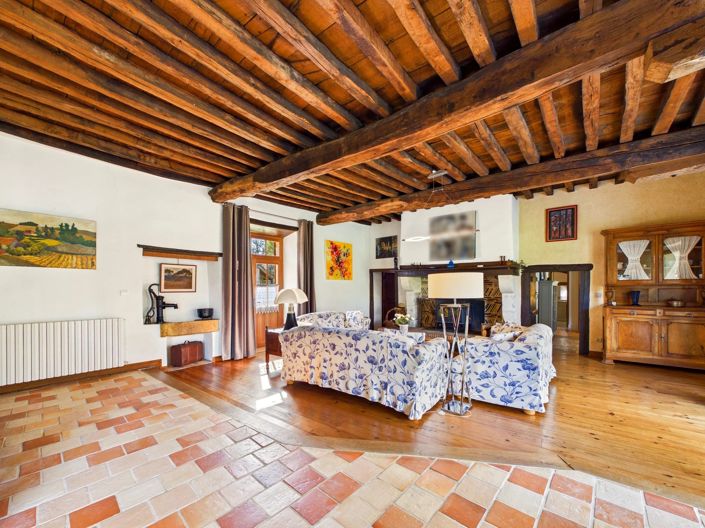 Image No.5-5 Bed House for sale