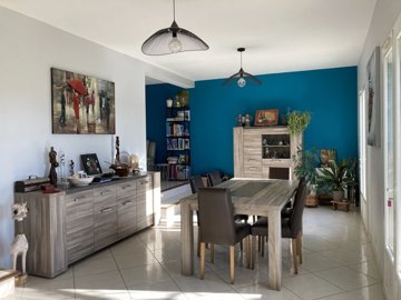 8494357f44e1686aedc575259dee3cf4090a361961403