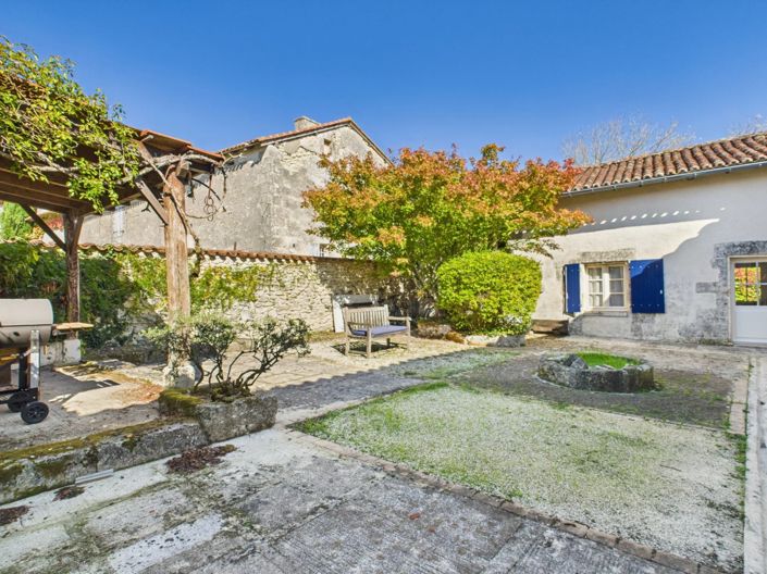 Image No.13-4 Bed House for sale