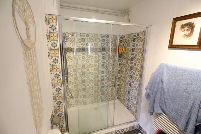 Image No.13-4 Bed House for sale