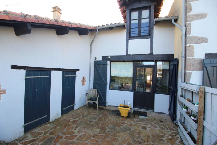 Image No.15-4 Bed House for sale