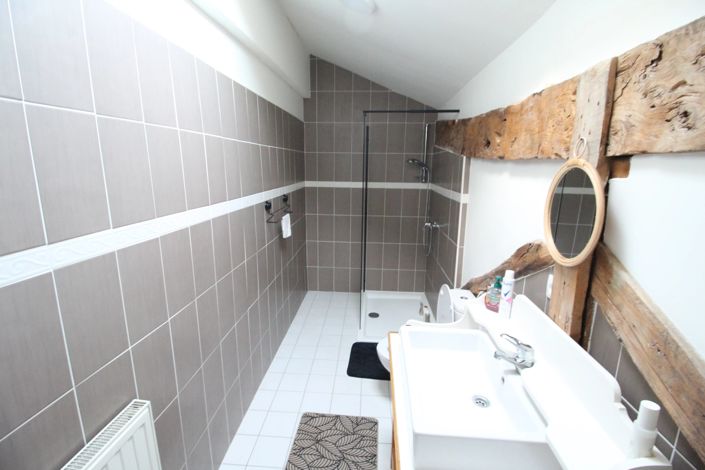 Image No.9-4 Bed House for sale