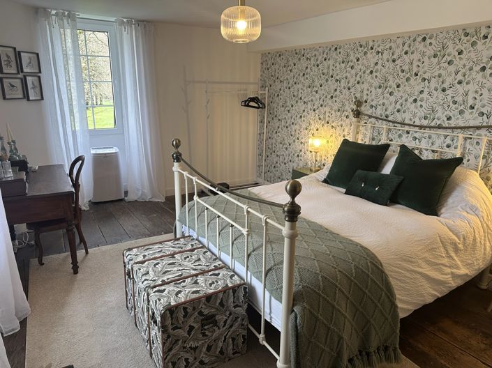 Image No.12-5 Bed House for sale