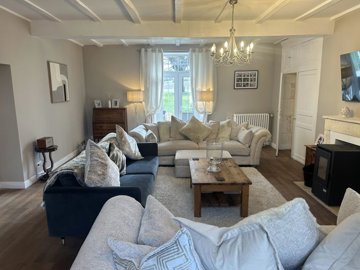 f21f27f85388447ad972caf803c3038b3e0fff5777403