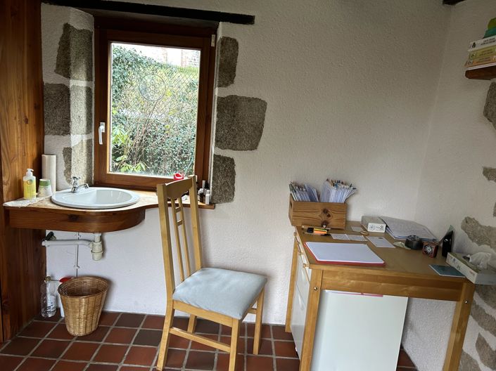 Image No.9-7 Bed House for sale