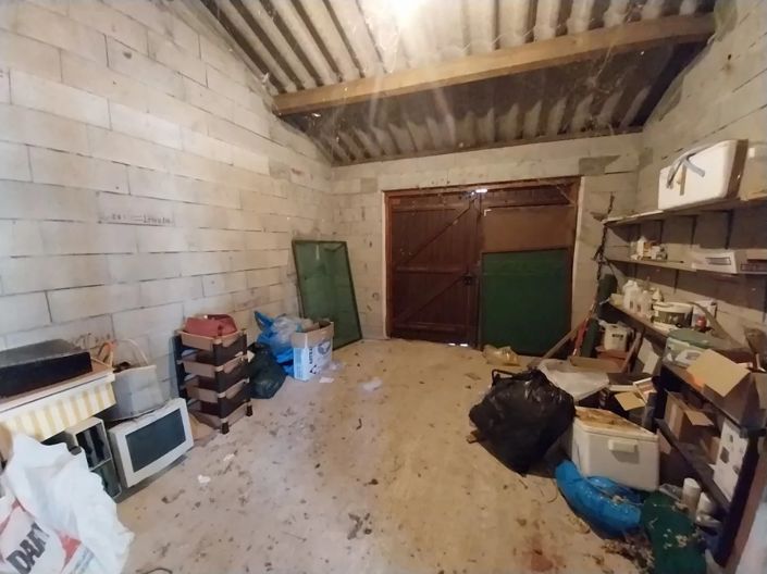 Image No.12-4 Bed House for sale