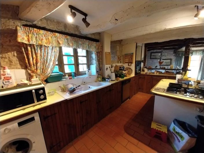 Image No.4-4 Bed House for sale