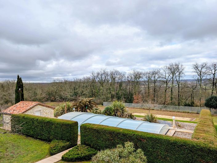 Image No.2-5 Bed House for sale