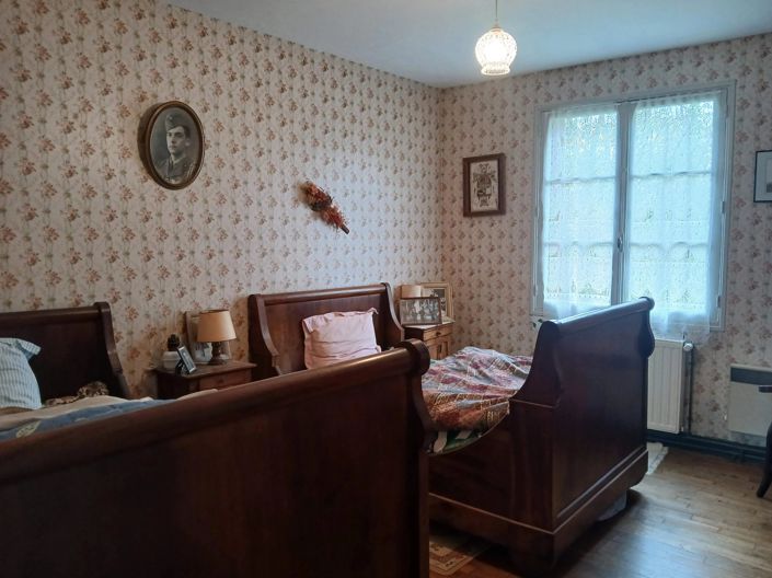 Image No.10-3 Bed House for sale