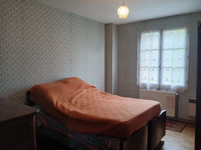 Image No.11-3 Bed House for sale