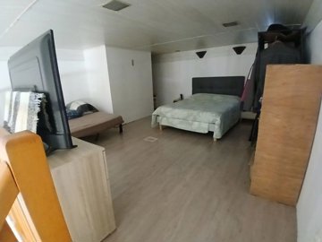 bf8086354067c804b8723195e3a6833e89db2dc942204