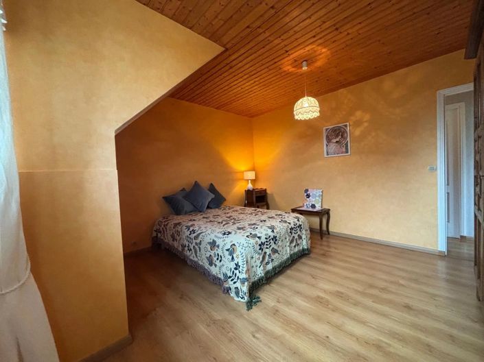 Image No.8-Maison de village de 7 chambres à vendre à Saint-Pierre-d'Eyraud