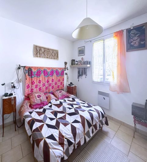 Image No.8-3 Bed House for sale