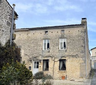 2a42fdb1f8814230bb199666f69bc07bee779af33a263