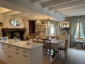 610f0845b1e5da5c0e8d7fec4e8843a8e8e825f308403