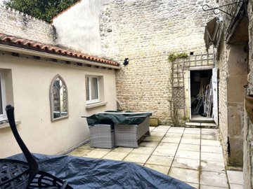 0800d0b4bbdf87c428a7b6b0d88f3b866721f89b0a403