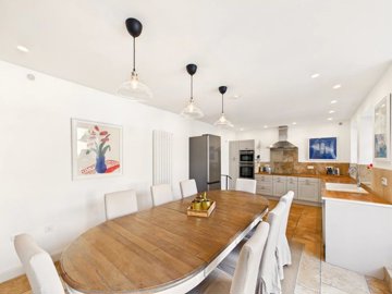 e126c4f633346ba2e7eea5d59af810d7068b31b223200