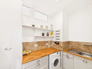 0808f74d9570fa02ac8d2e8faa4e3c63823031a01b200