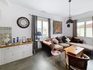 0180b75d0bc653163d81c2069de939f24008f1628c334