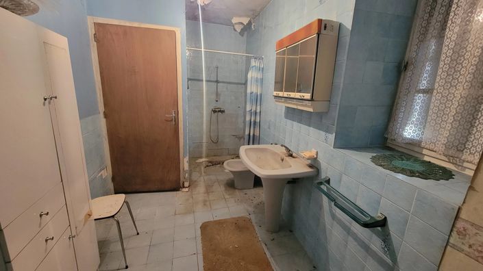 Image No.6-1 Bed Village House for sale