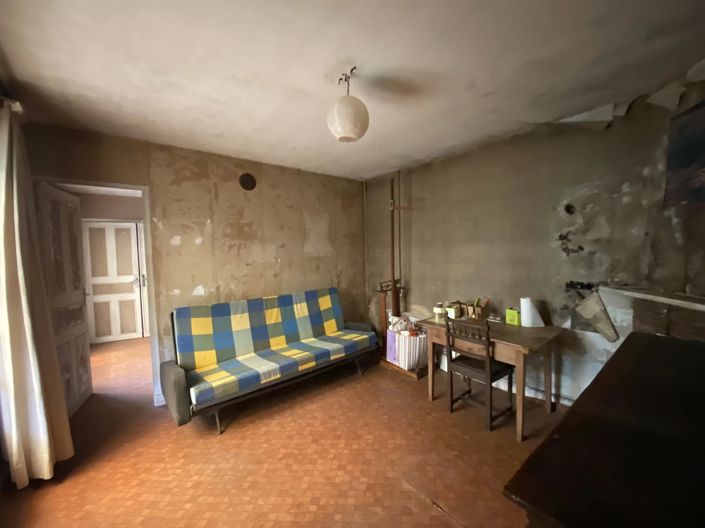 Image No.6-2 Bed House for sale