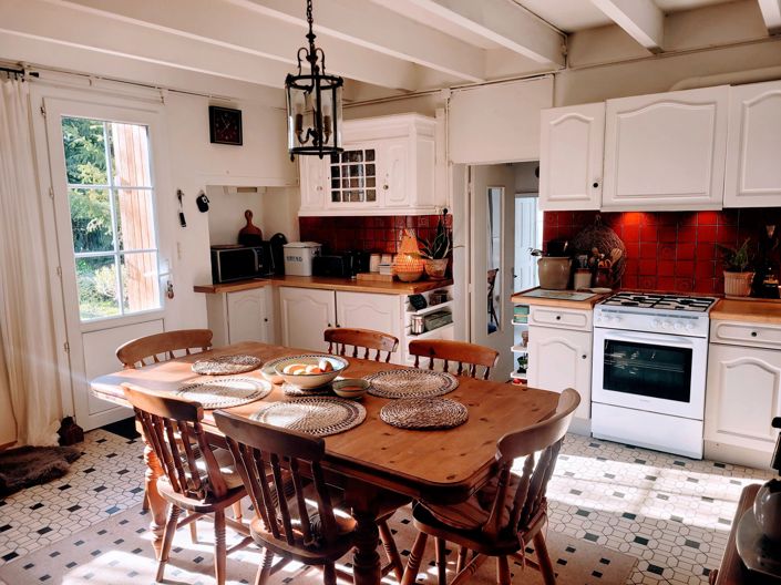 Image No.3-4 Bed House for sale