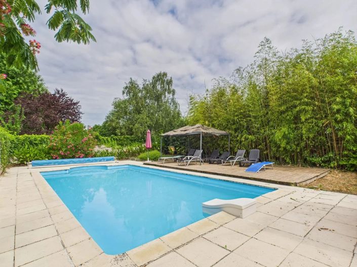 Image No.8-4 Bed Village House for sale