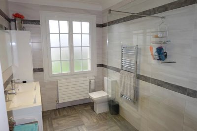 f8e6ebe72d7eb4ae1d21495e9fd6f0b50f1c0784b2409