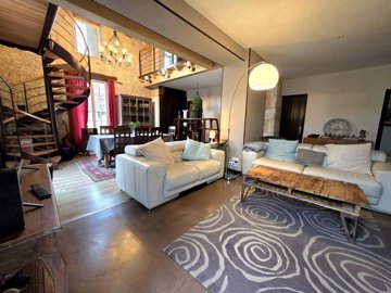 fff98bab7ea6e9d69c77cbefec52d29f89b384d025400