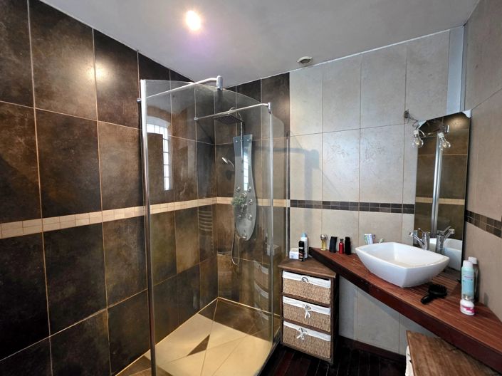 Image No.8-Maison de village de 4 chambres à vendre à Eymet