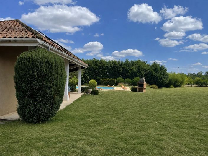 Image No.4-5 Bed House for sale