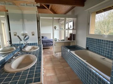 902c6ee142528c03e3405551f83a187609ec5fc374403