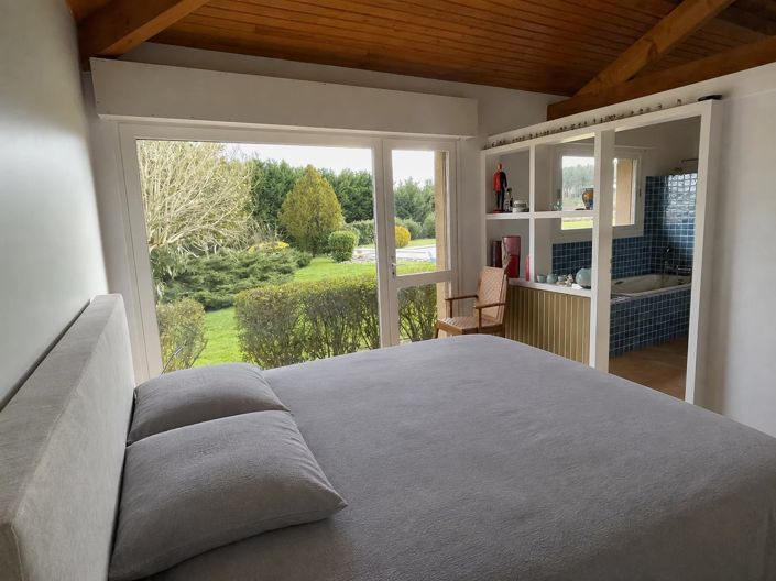 Image No.9-5 Bed House for sale