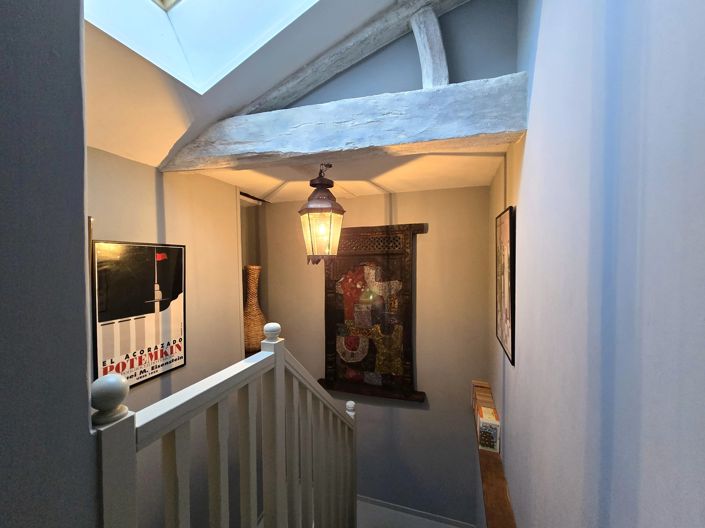 Image No.11-5 Bed House for sale