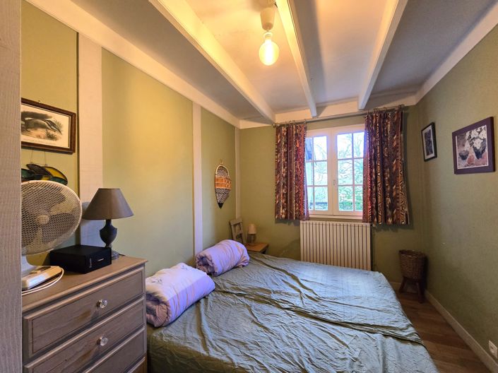 Image No.8-5 Bed House for sale