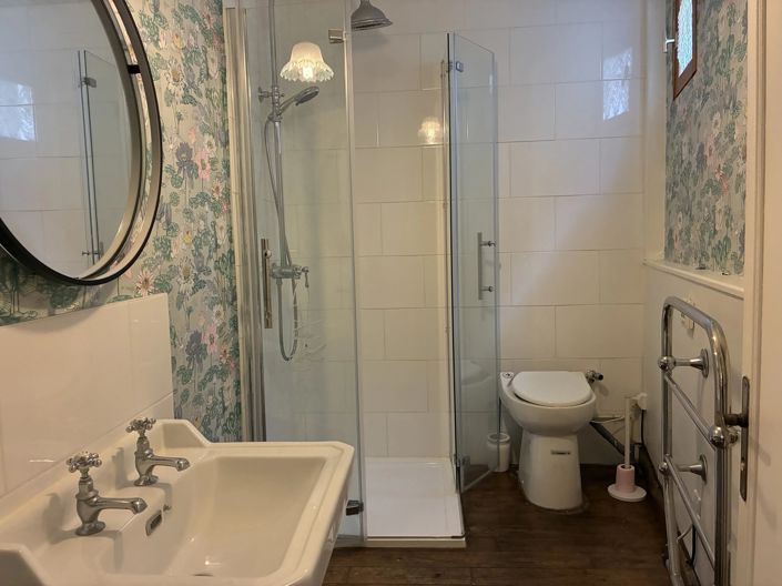 Image No.11-4 Bed Village House for sale