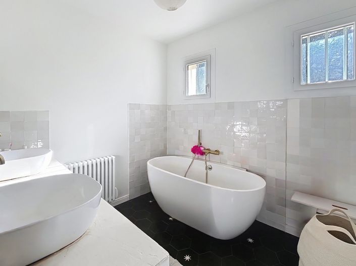 Image No.8-Propriété de 4 chambres à vendre à Tourves
