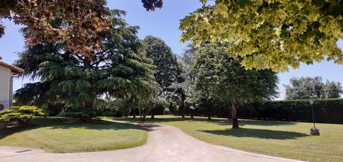 Image No.2-4 Bed House for sale