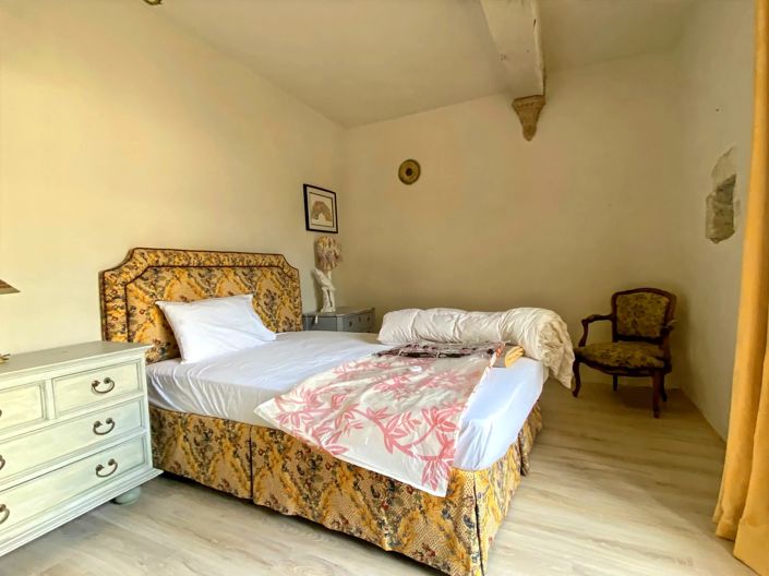 Image No.8-3 Bed House for sale