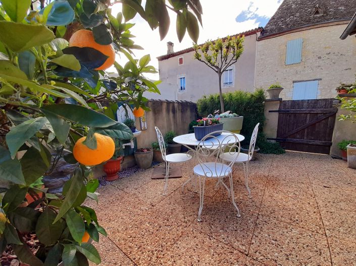 Image No.15-4 Bed Village House for sale