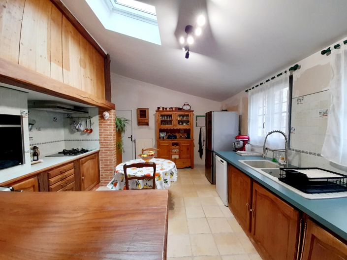 Image No.5-4 Bed Village House for sale