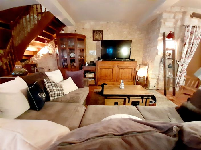 Image No.8-4 Bed Village House for sale