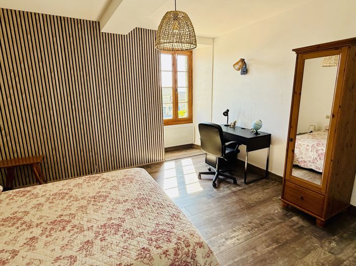 Image No.9-4 Bed Village House for sale