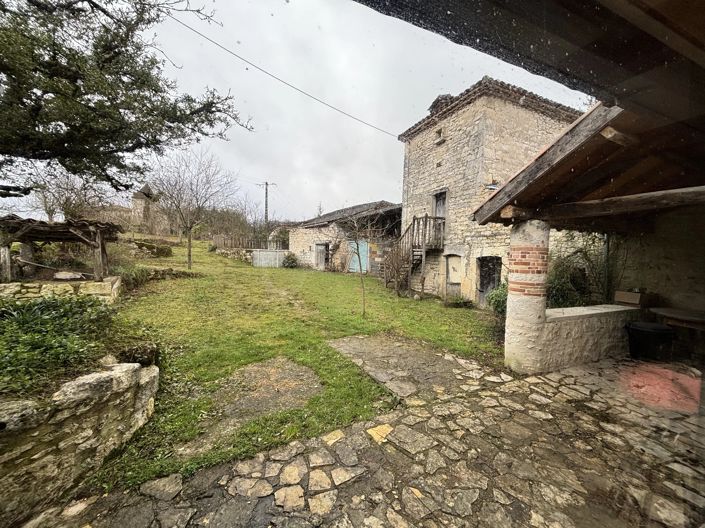 Image No.11-4 Bed Farmhouse for sale