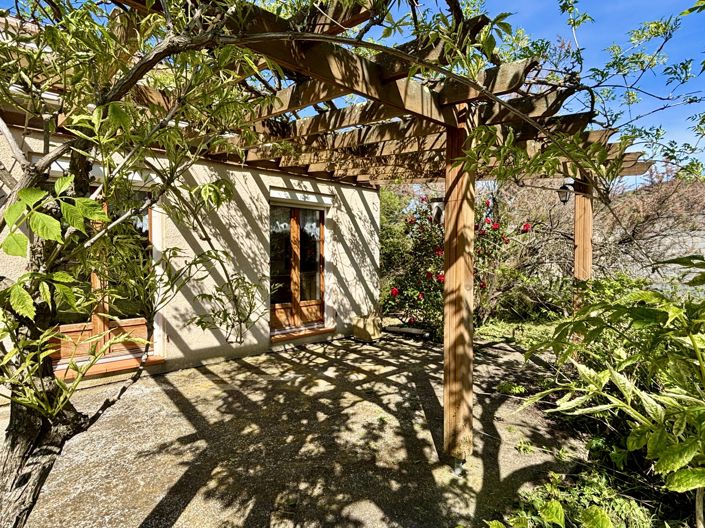 Image No.14-4 Bed House for sale